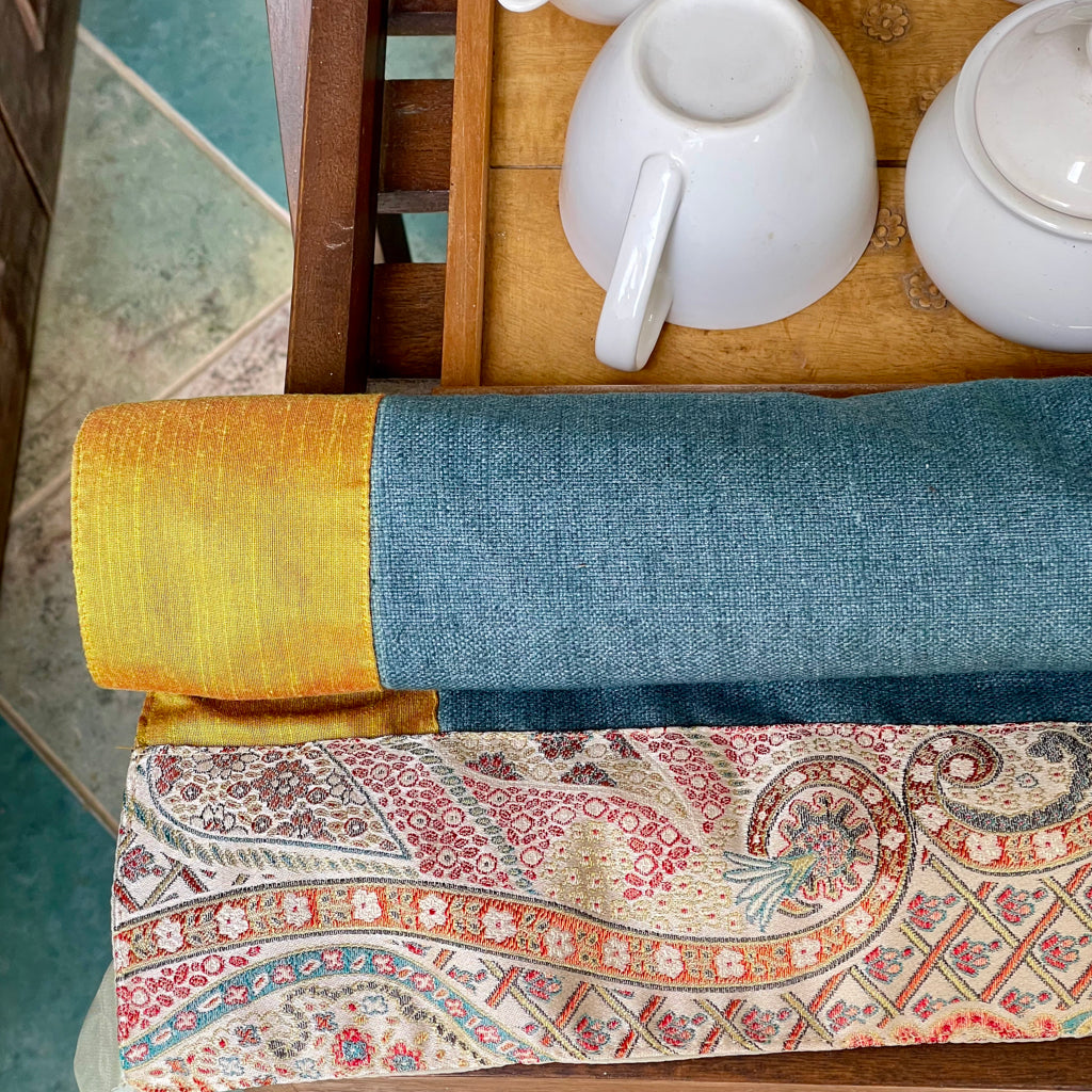 Fifth Avenue Como Table Runner