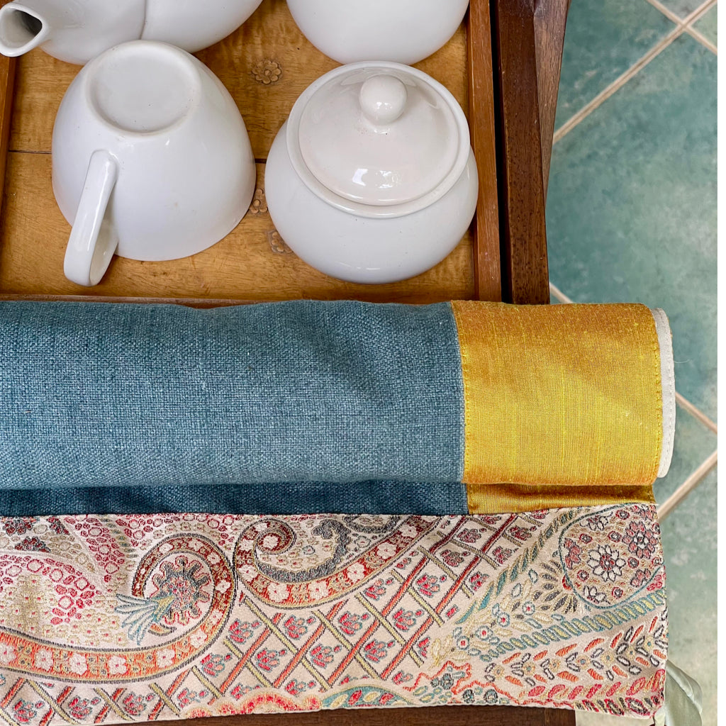 Fifth Avenue Como Table Runner