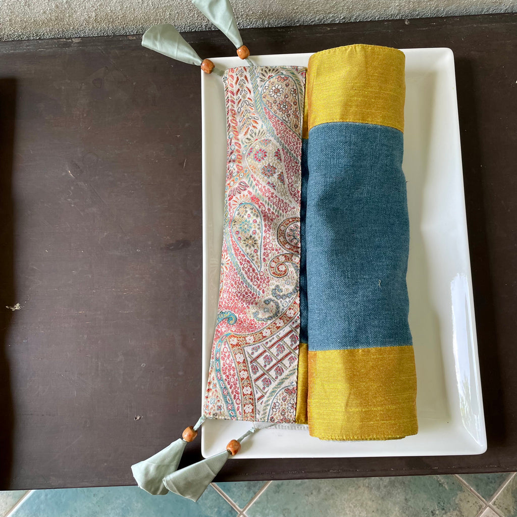 Fifth Avenue Como Table Runner