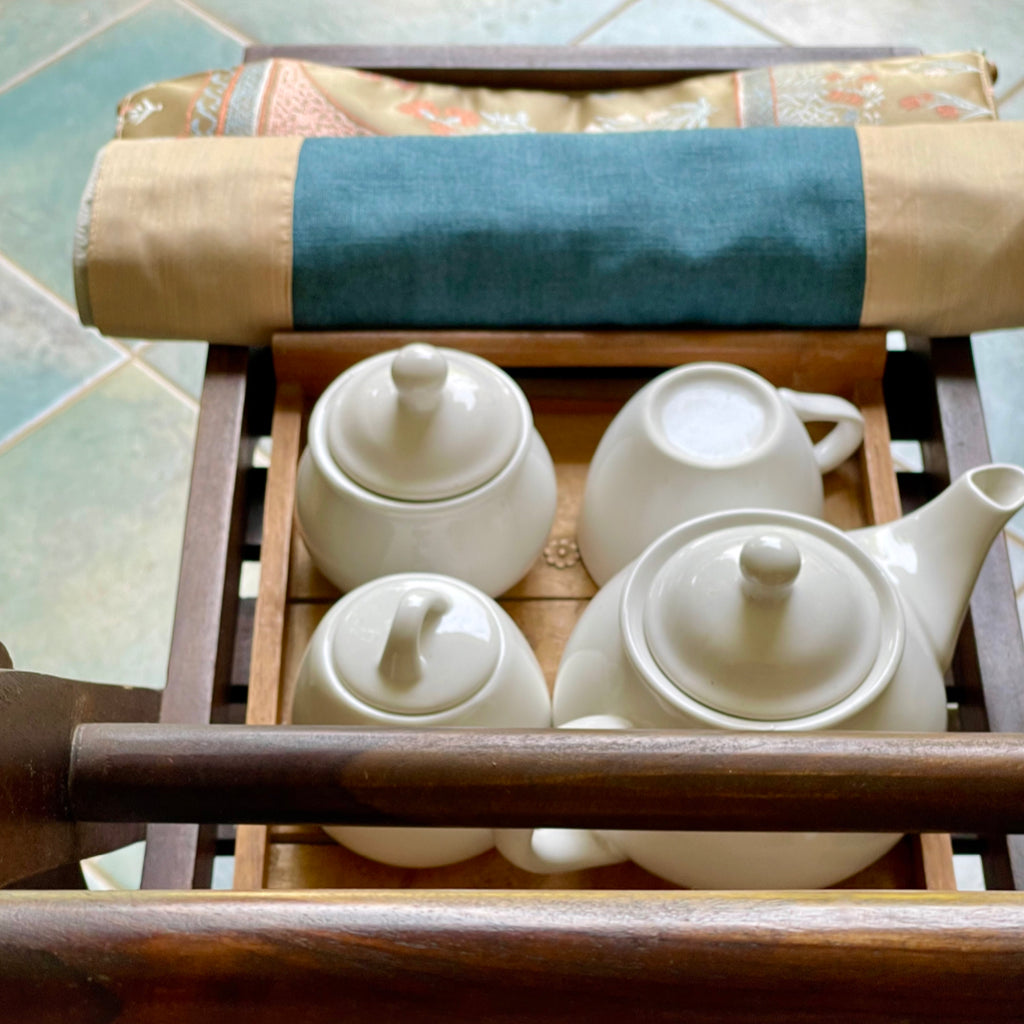 Fifth Avenue Glasgow Table Runner