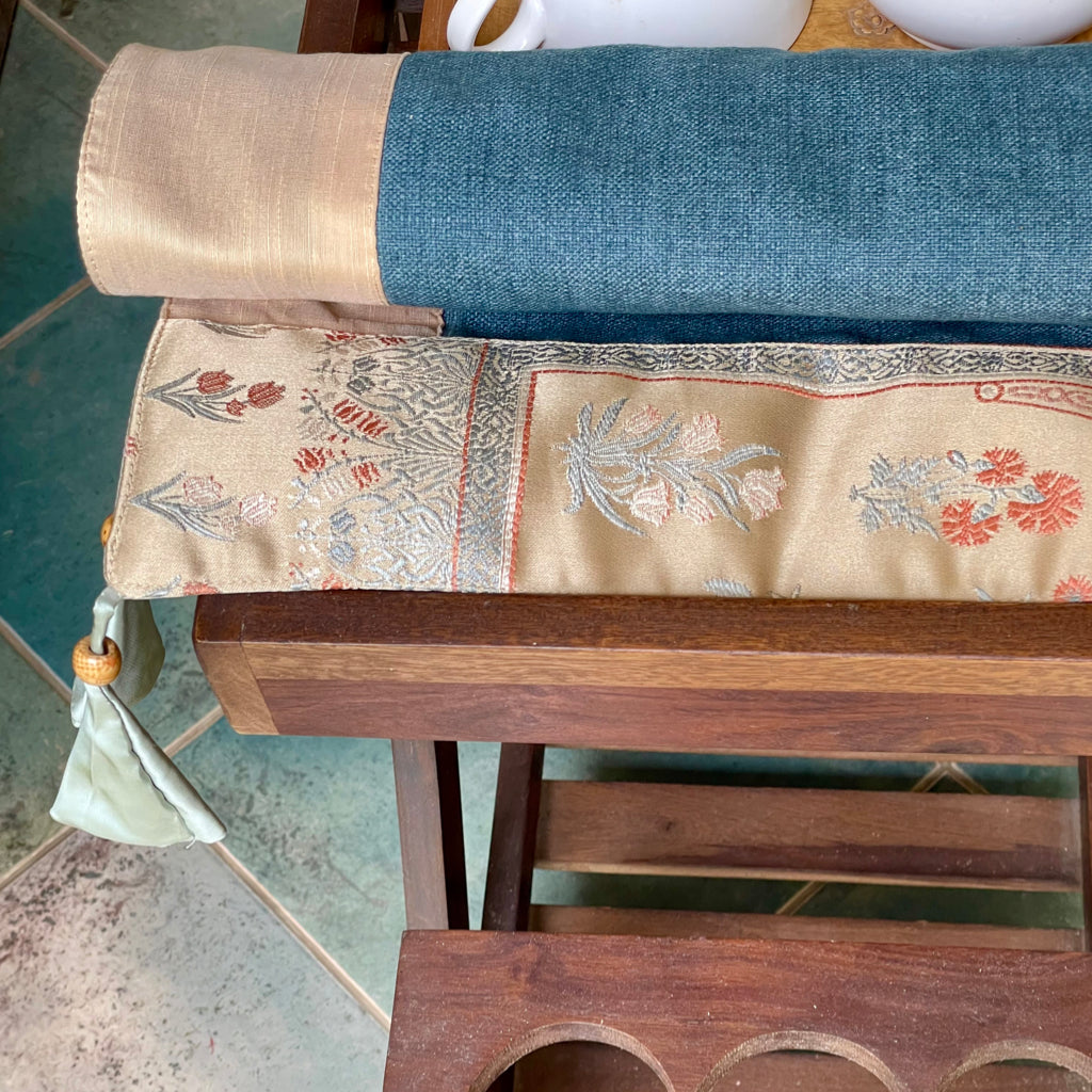 Fifth Avenue Glasgow Table Runner