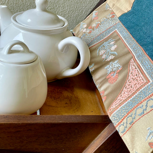 Fifth Avenue Glasgow Table Runner