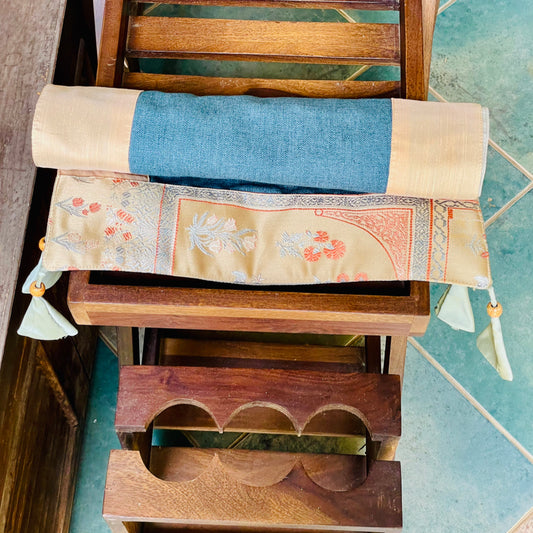 Fifth Avenue Glasgow Table Runner