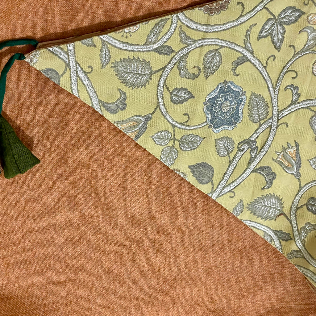 Fifth Avenue Houston Table Runner