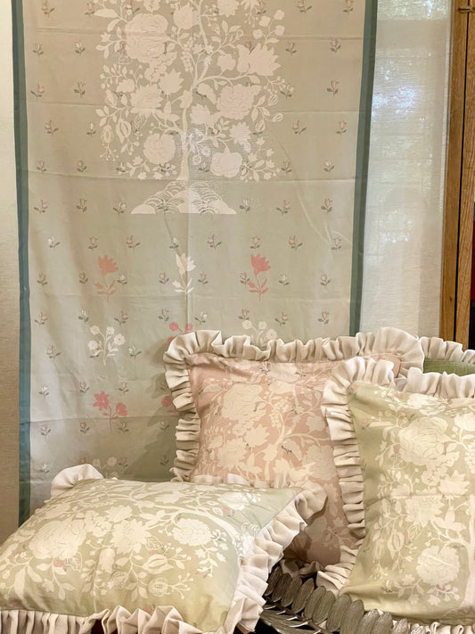 Windsor Estate Cambridge Frilly Cushion Covers - 20 x 20 - Single