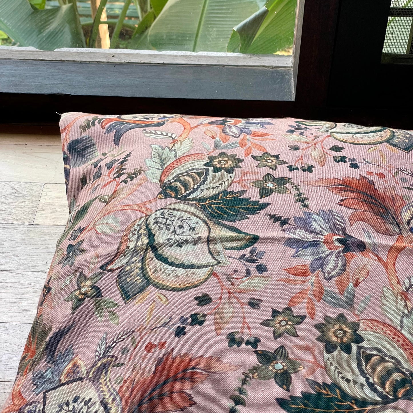 Seine Tsubaki Cushion Cover - 24 x 24 - Single