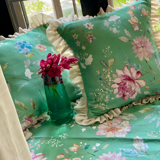 Clyde Windsor Estate Adelaide Frilly Cushion Cover - 16 x 16 - Single