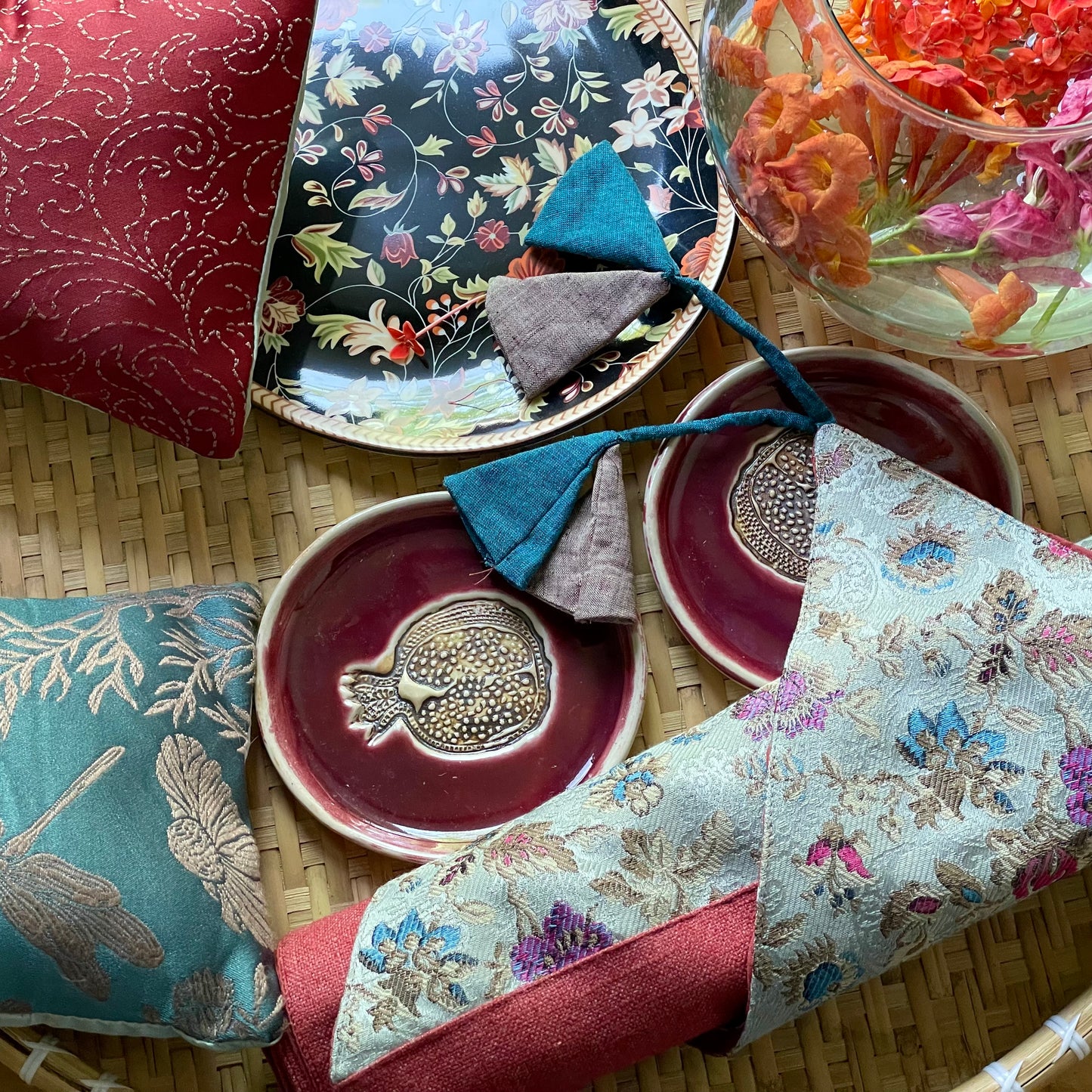 Fifth Avenue Sencha Table Runner