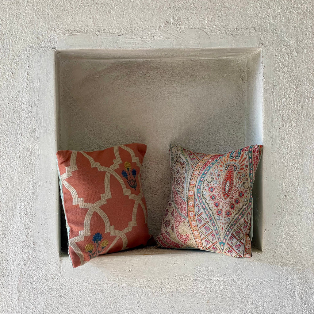 Mekong Silas & Roșie Cushion Cover with filler - 7 x 7 - Set of 2