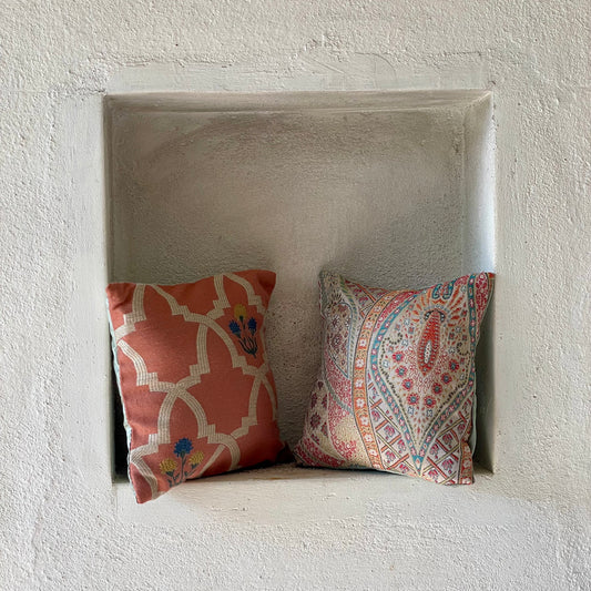 Mekong Silas & Roșie Cushion Cover with filler - 7 x 7 - Set of 2