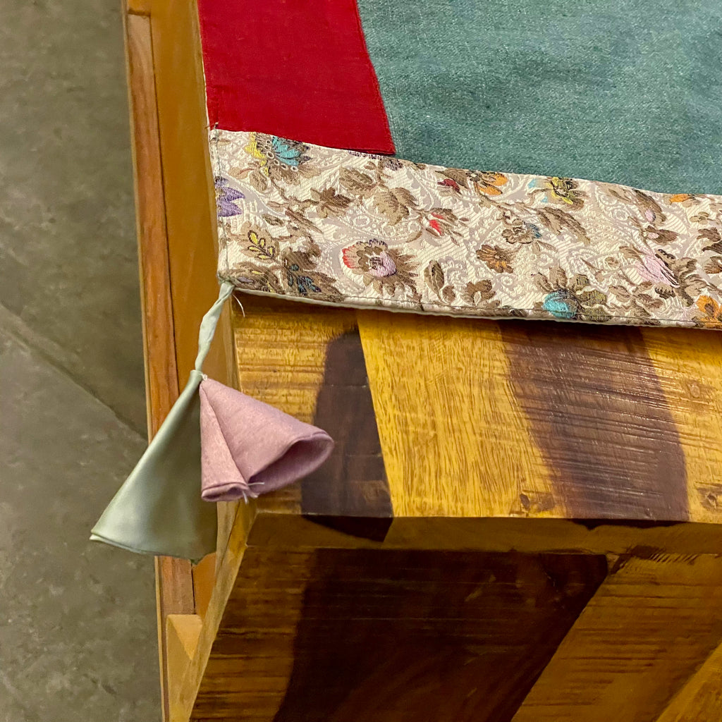 Fifth Avenue Manhattan Table Runner