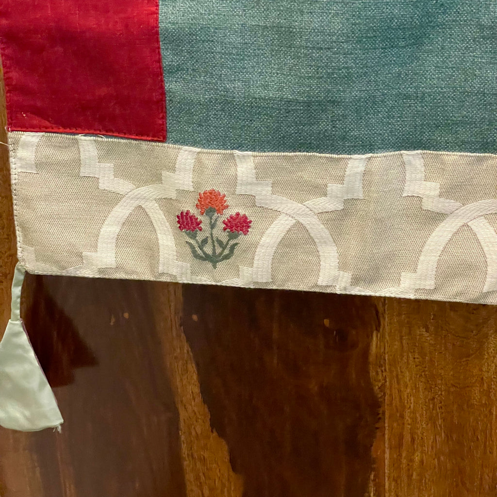 Fifth Avenue NewYork Table Runner