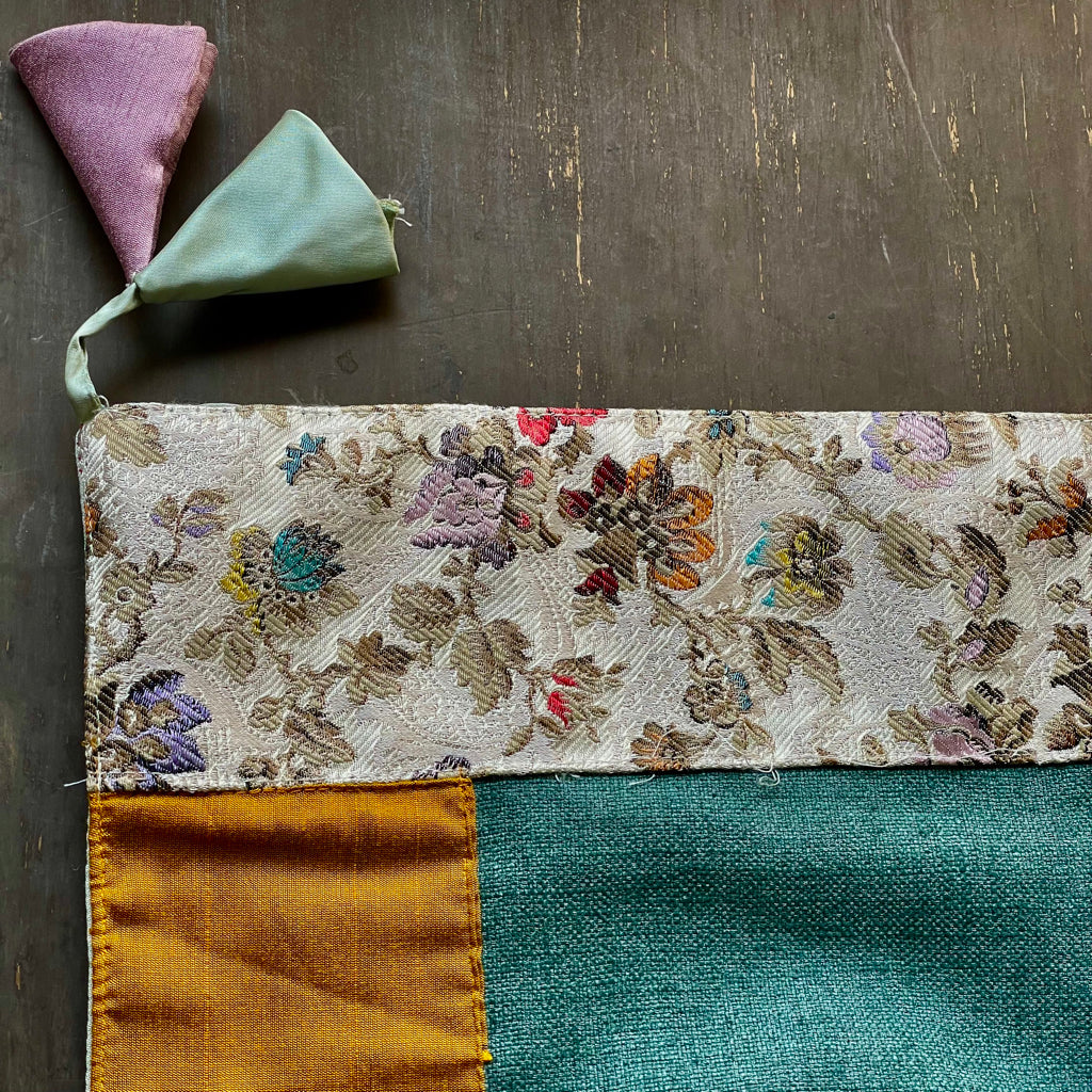 Fifth Avenue Madison Table Runner