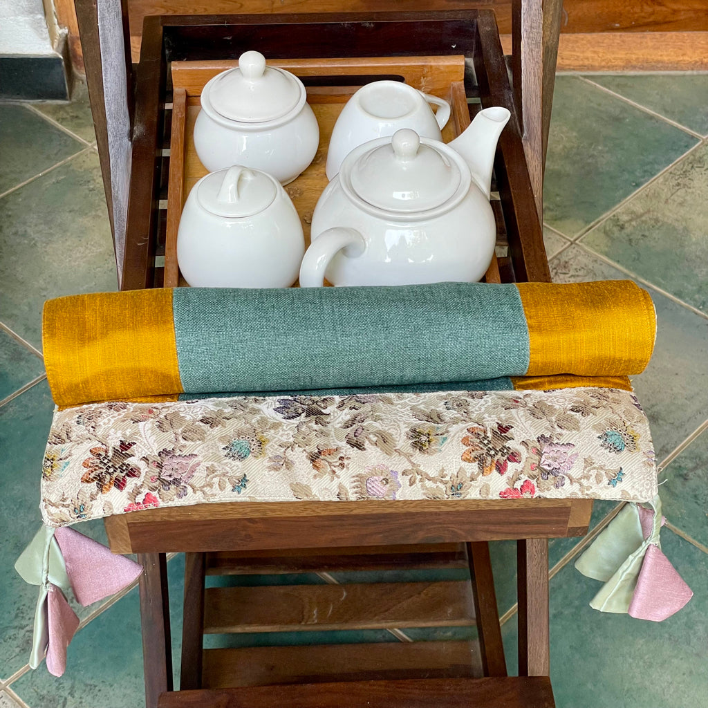 Fifth Avenue Madison Table Runner