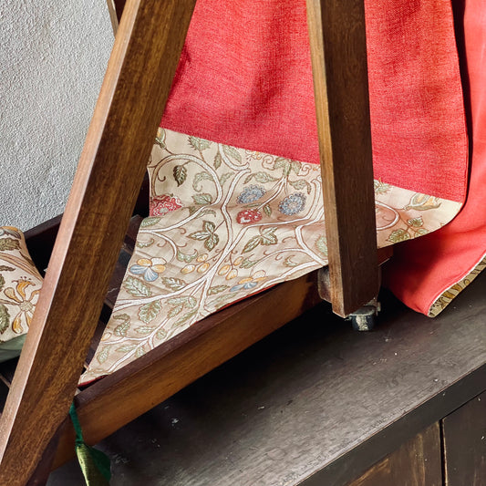 Fifth Avenue Lexington Table Runner