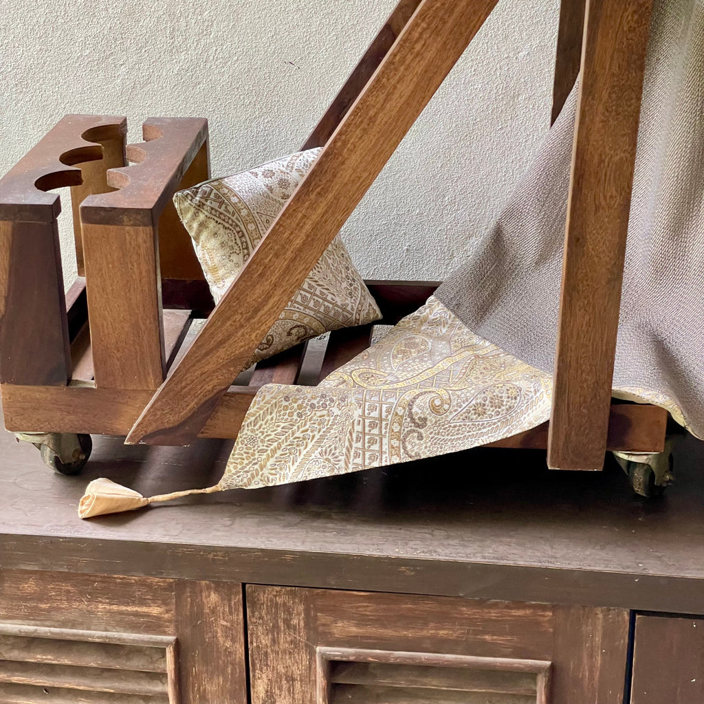 Fifth Avenue Italy Table Runner