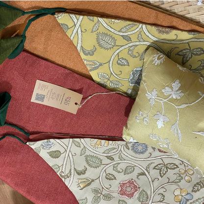 Fifth Avenue Lexington Table Runner