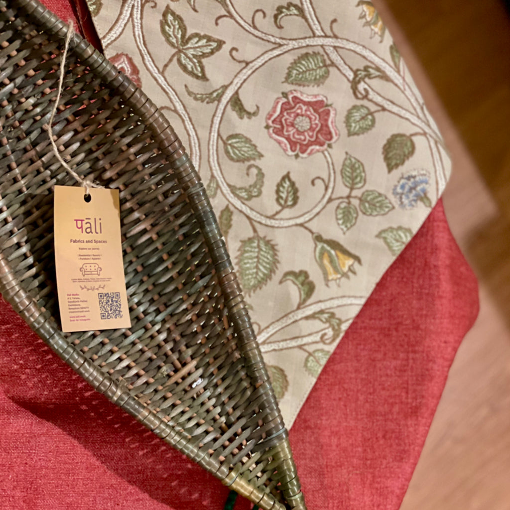 Fifth Avenue Lexington Table Runner