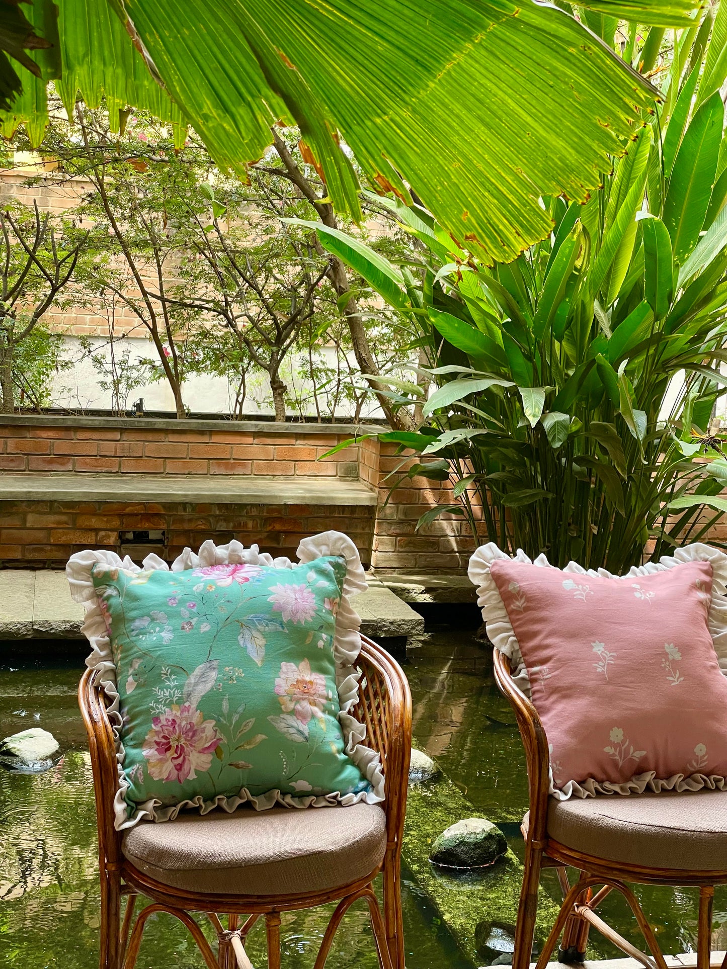 Clyde Windsor Estate Adelaide Frilly Cushion Cover - 16 x 16 - Single