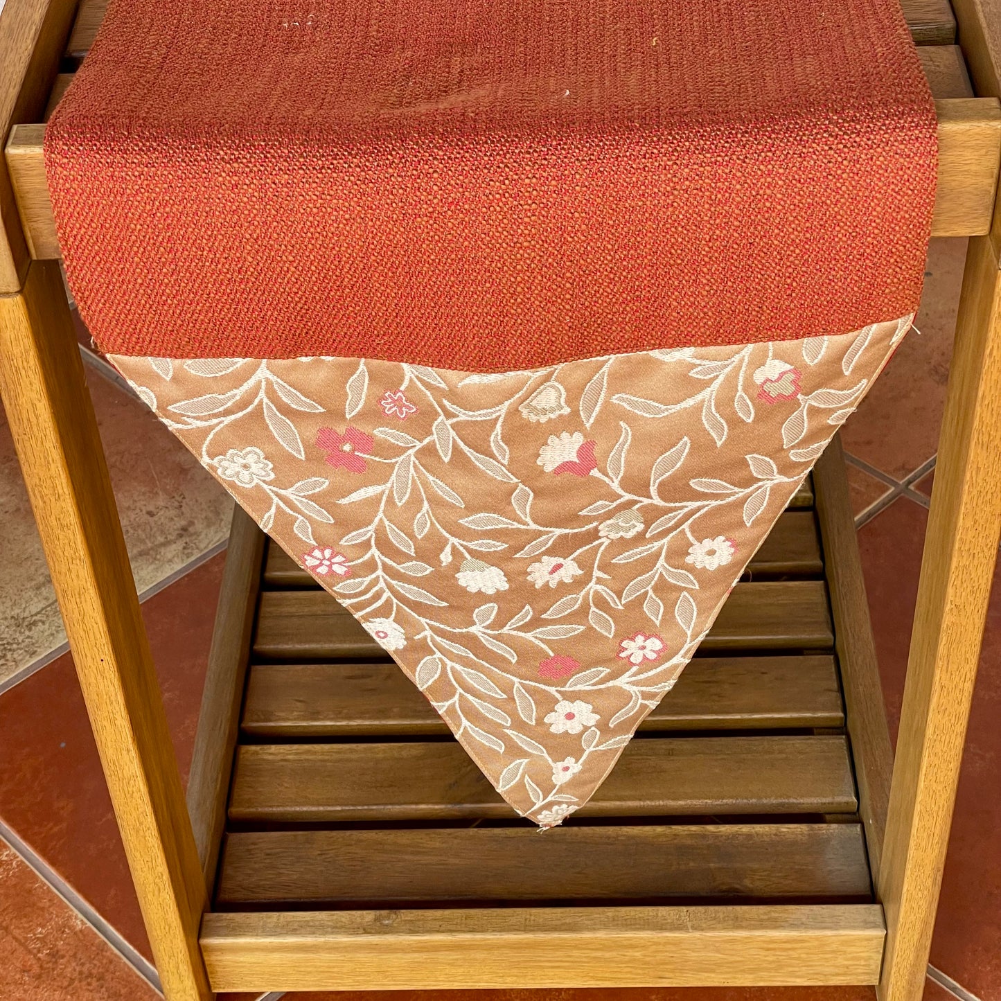 Fifth Avenue Mogra Table Runner