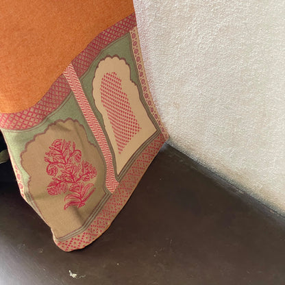 Fifth Avenue Rome Table Runner