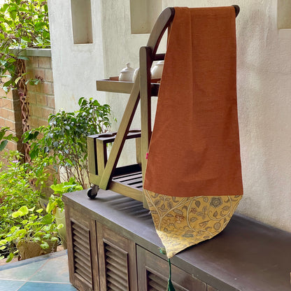 Fifth Avenue Houston Table Runner