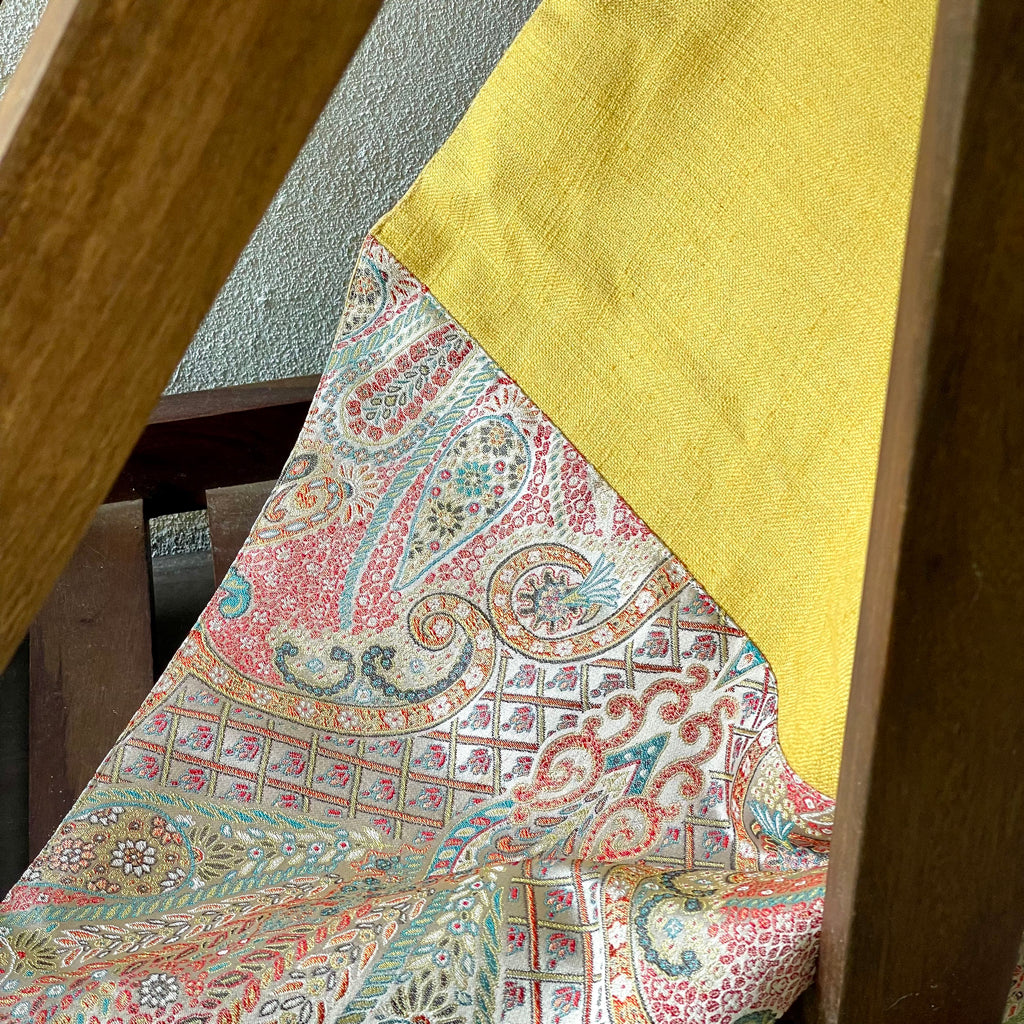 Fifth Avenue Florence Table Runner